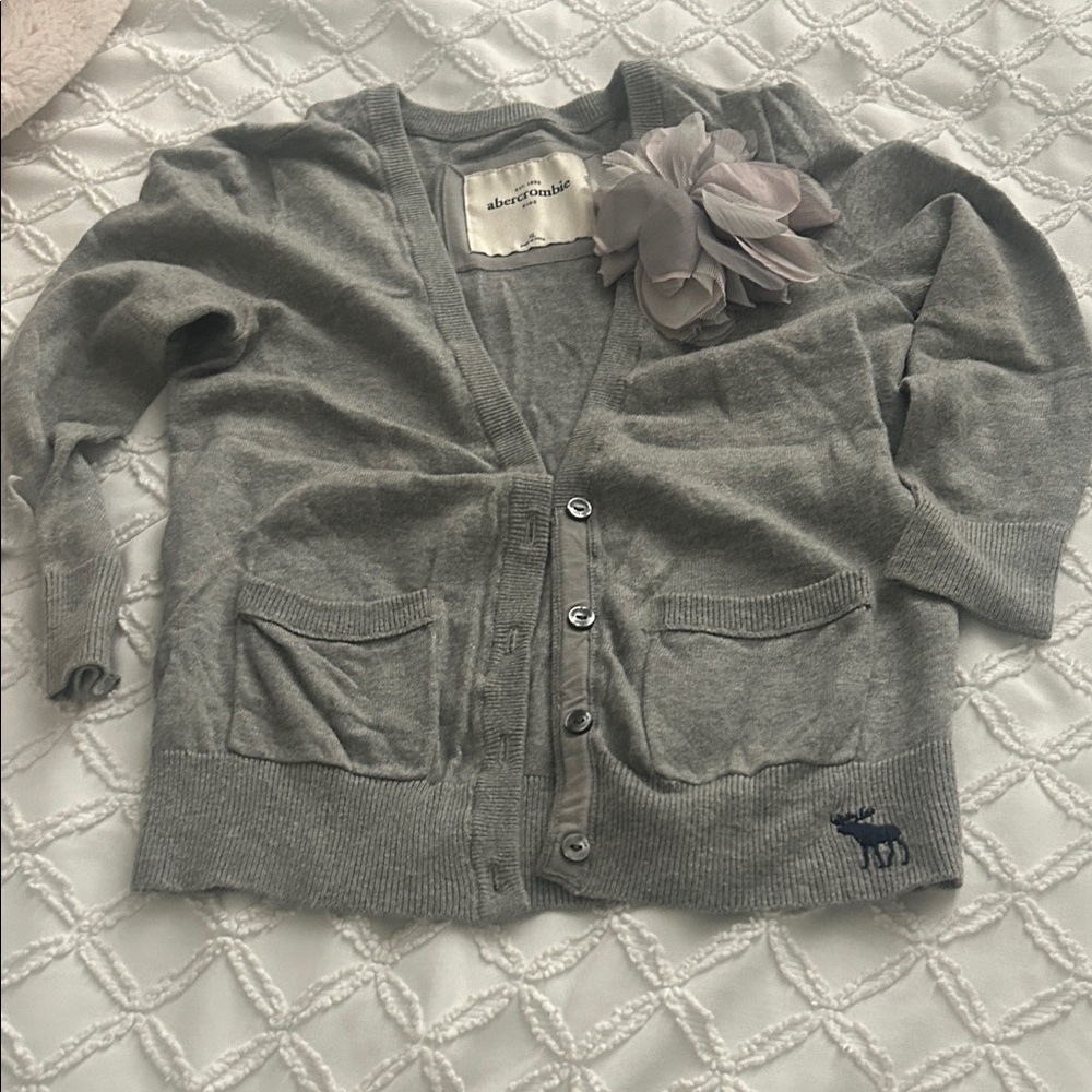 Abercrombie & Fitch Girls' Gray Knit Cardigan with Flower Accent